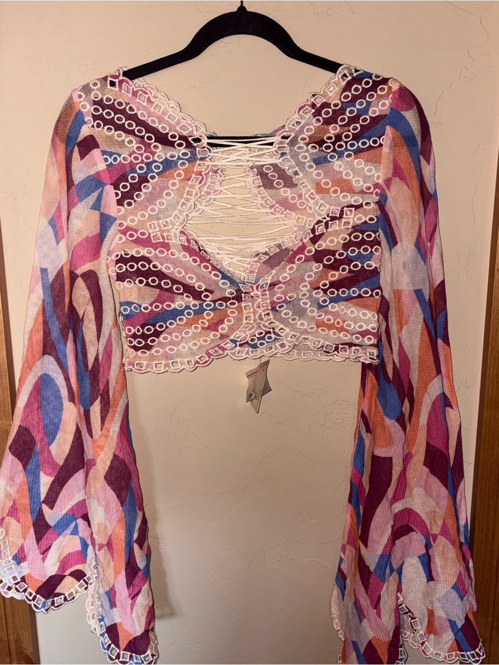 Free People NWT Lace Up Bell Sleeve Crochet Crop Top M - Picture 4 of 4